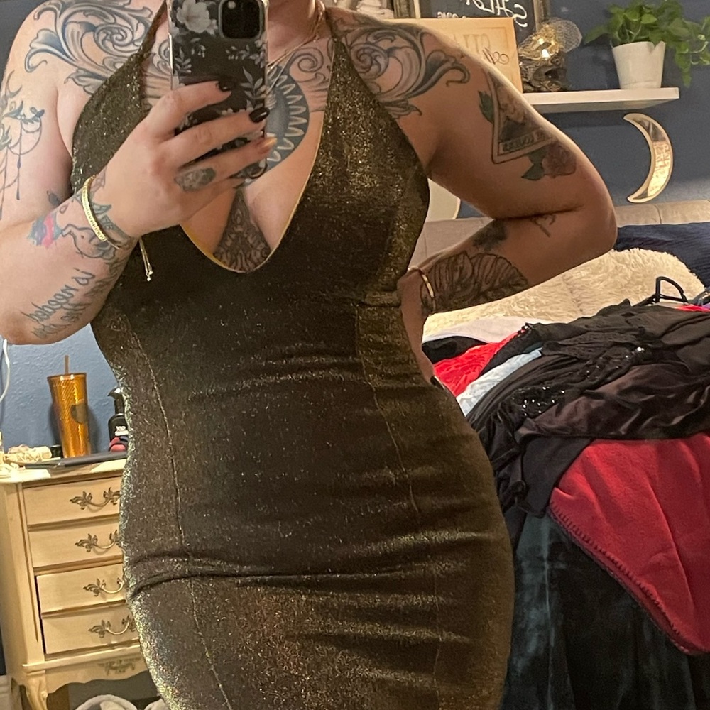 Gorgeous sparkly blue mermaid dress